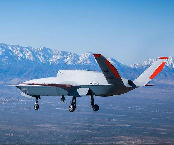 AFRL releases footage Of XQ-67A first flight