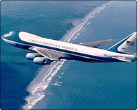 White House official quits over Air Force One flight