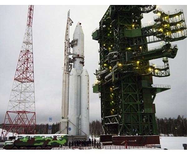 Debris from failed Russian rocket falls into sea near French Polynesia