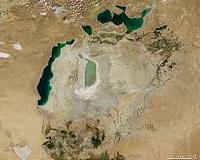 Uzbeks attend first electronic music fest by ravaged Aral Sea