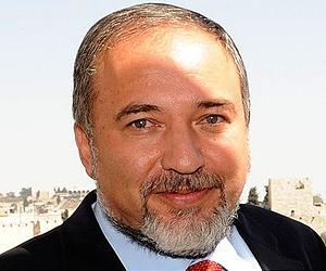 EU scolds Israel's Lieberman over Abbas quit call