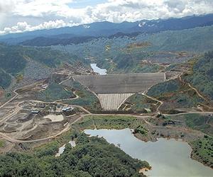 Malaysia's Bakun dam online but criticisms persist