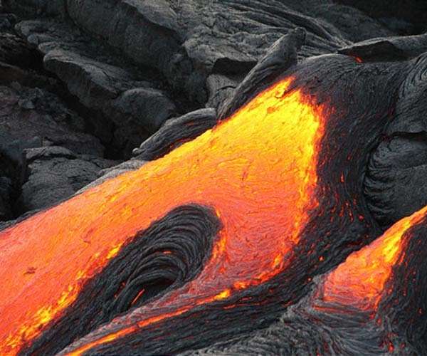 NASA simulation suggests some volcanoes might warm climate, destroy ozone layer
