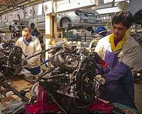 Hyundai suspends domestic production over China outbreak