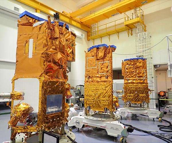 CERES reconnaissance space system designed by Airbus and Thales launched