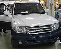 Chinese Carmakers Head West