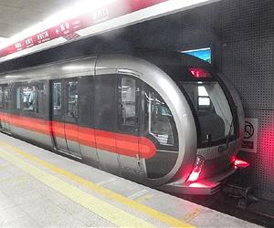 China cuts spending on railways in 2011: report