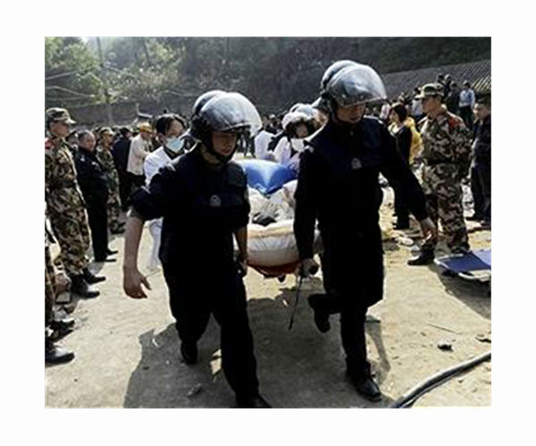 Nine trapped Chinese miners confirmed dead, one still missing