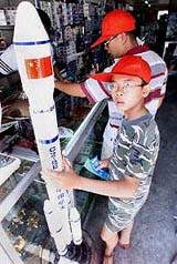 Taikonauts On Moon A Far Off Dream For China Yet