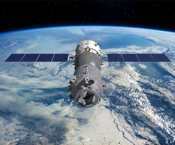 How does China's urine recycling system work in space