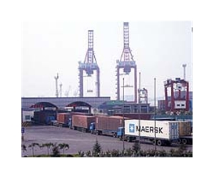 China vows to increase foreign imports: report