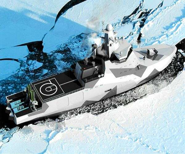 Naval vessels from U.S., Britain, Norway train together in Arctic Ocean