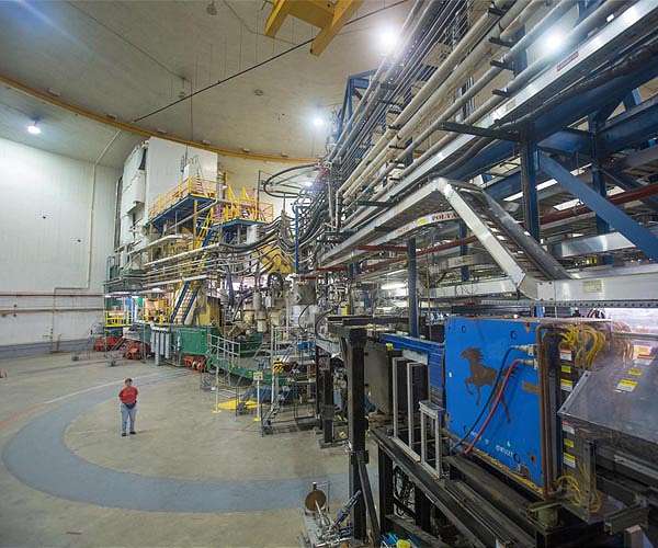 Physicists net neutron star gold from measurement of lead