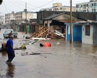 Desperate Cuba charges US is 'lying' on storm aid
