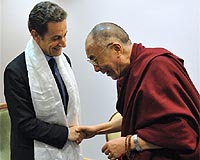 France Appeals For Calm As China Goes Ballistic Over Dalai Lama Meeting
