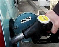Paris bans old diesels to tackle pollution