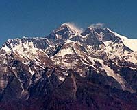 Nepalese climber pushes for cleaner Everest