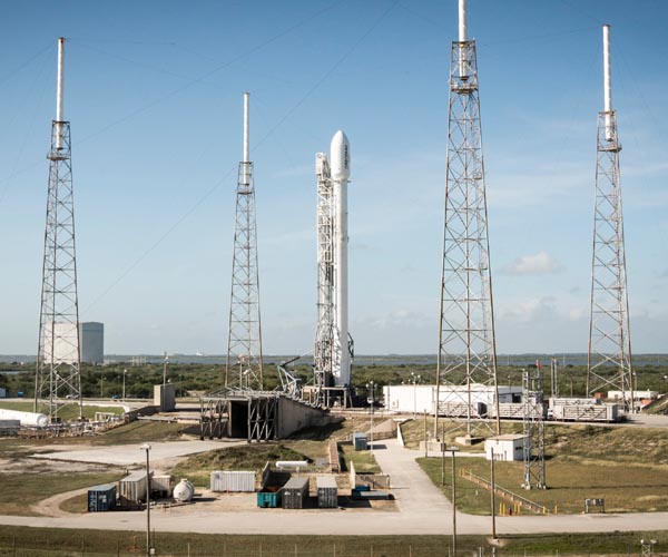 SpaceX Falcon 9 rocket launches cargo to space station