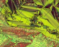 Liquid-Crystal Rubber Suit Prevents Overheating