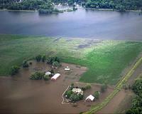 11 dead as South Carolina copes with record floods