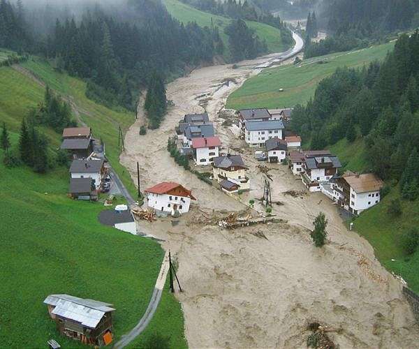 Swiss Re says flooding causes $82 bn of damage in 2021