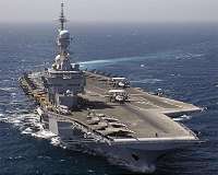 France strikes IS targets as Syria diplomacy hits 'high gear'