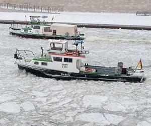 Hungary orders Danube closed amid big freeze
