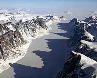 How climate change is reshaping the Arctic landscape