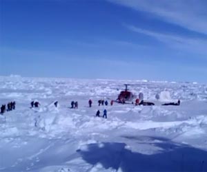 Antarctic rescue bid back on as Chinese helicopter flies in