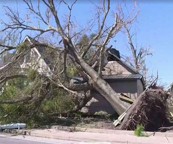 Record number of billion-dollar disasters struck US in 2020