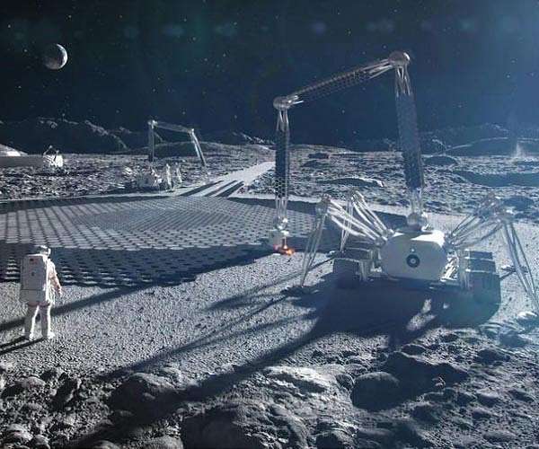 NASA awards contract for 3D-printed construction on moon, Mars