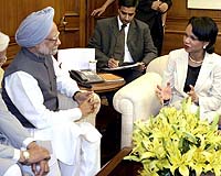 Analysis: Rice Woos India With Nuke Offer