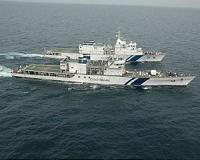 Indian warship drives away Chinese vessel: reports