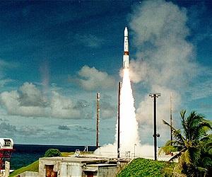 New Raytheon warhead lethal to enemy rockets
