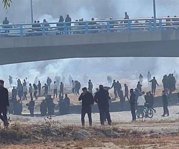 Iran riot police deployed after 67 arrested in Isfahan