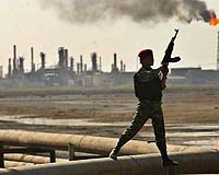 Analysis: Iraq government shakes oil union