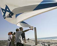Israel rejects truce calls, presses Gaza offensive