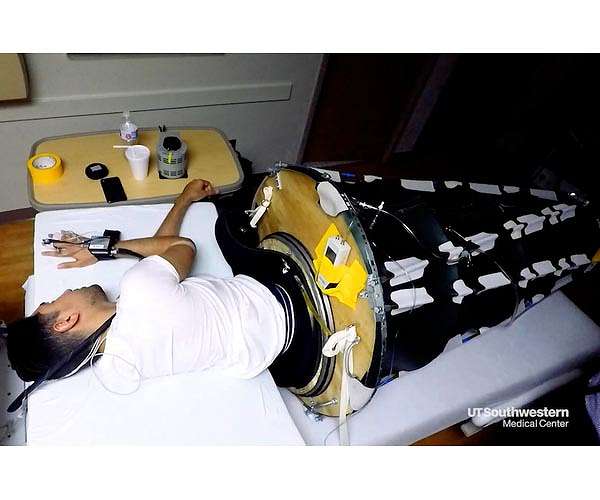 High-tech sleeping bag could solve vision issues in space