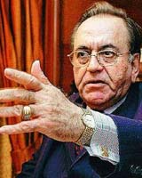US Allays Pakistan's Fears Over Defence Pact With India