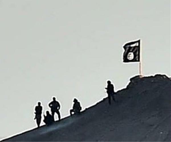 Spain court remands three suspected IS members
