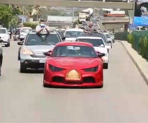 Lebanon's car culture questioned in crisis