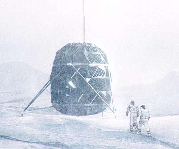 Arctic simulation of Moon-like habitat shows wellbeing sessions keep you sane