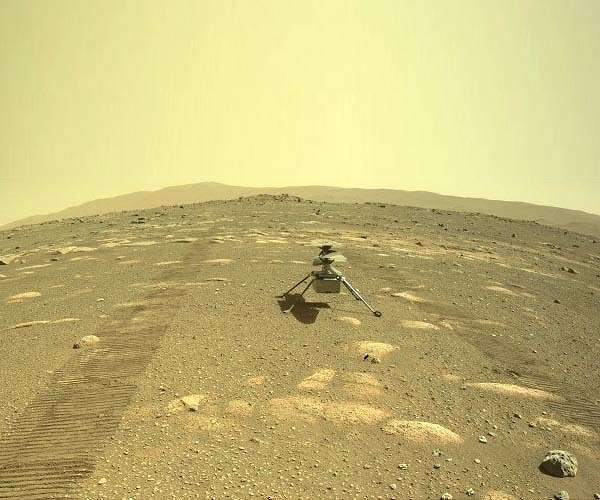 Rover drops off Mars Helicopter Ingenuity for first flight on Mars