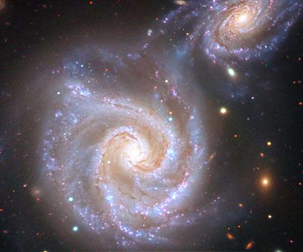 Organic molecules reveal clues about dying stars and outskirts of Milky Way
