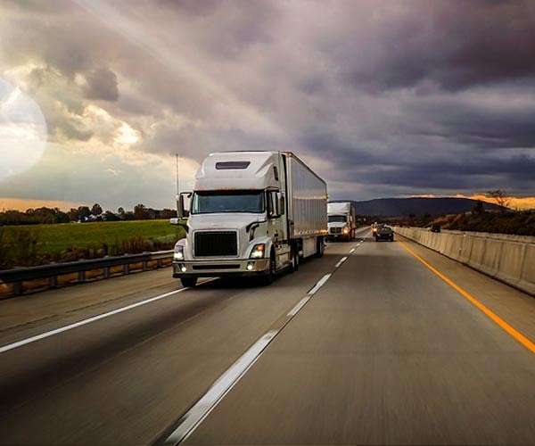 US announces new emissions standards for trucks and buses