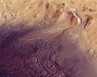 Moreux Crater on Mars offers evidence of dunes and glacial processes