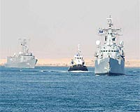 France foils two Somali pirate attacks, holds 19: Paris