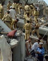 Pakistan Reaches Out To Rival India After Quake Calamity