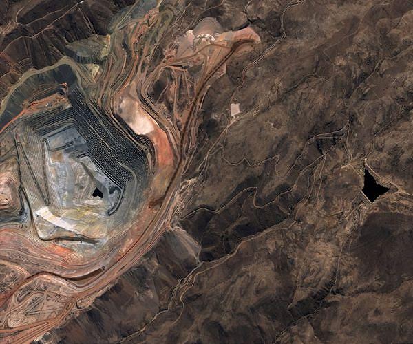 Poisoned by arsenic, and with no way out, Peruvians live in fear