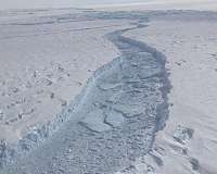Antarctica's thinning ice shelves causing more ice to move from land into sea